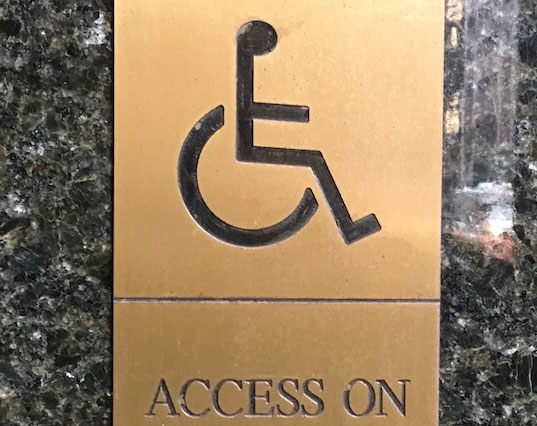 wheelchair access at Arena Theater